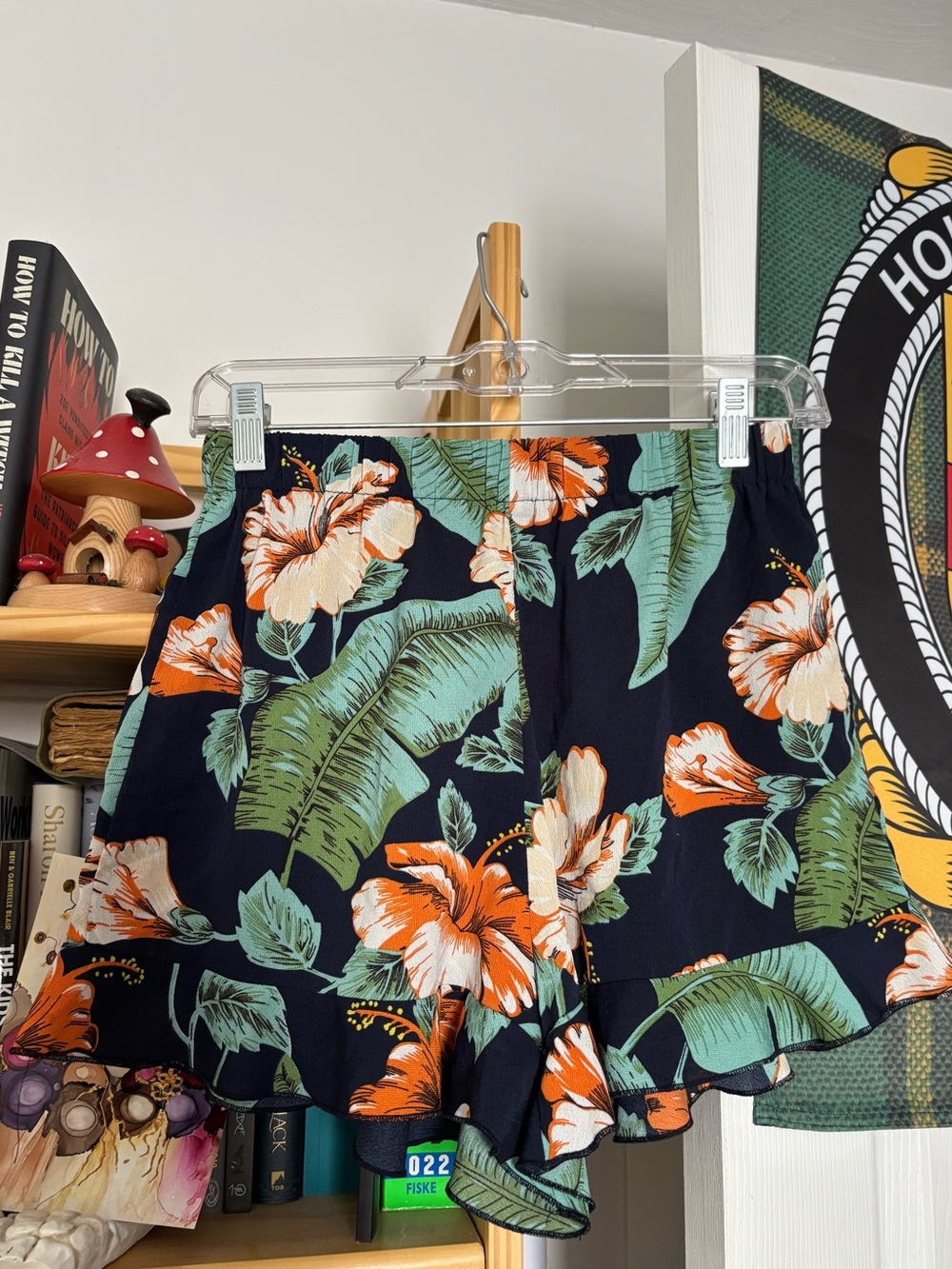 Women's Tropical Floral Ruffle Hem Shorts - Navy & Orange
